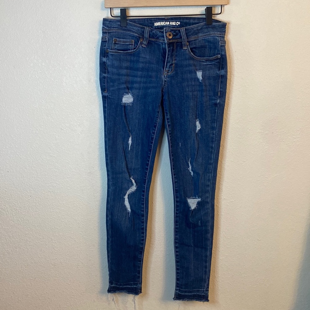 American Rag womens juniors ripped skinny jeans distressed cute medium wash
